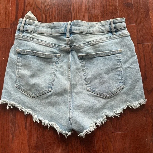 Zara jeans shorts - Picture 2 of 3